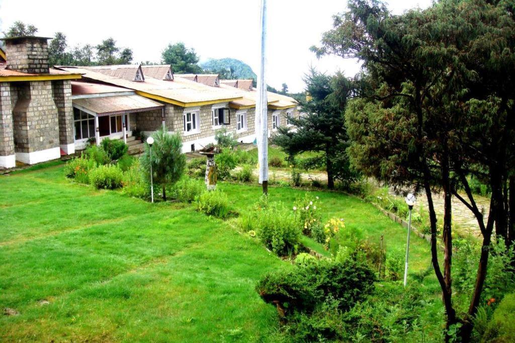 Lukla Airport Resort Lukla Екстериор снимка