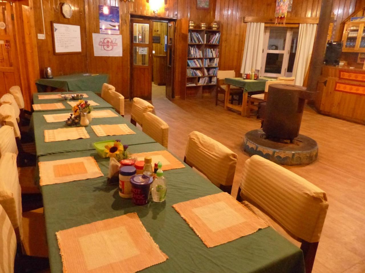 Lukla Airport Resort Lukla Екстериор снимка